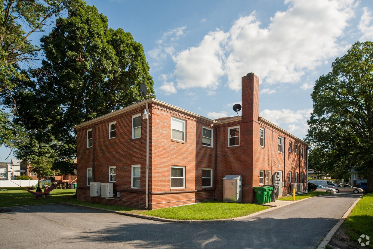 Foto del edificio - 335 Talbott Ave