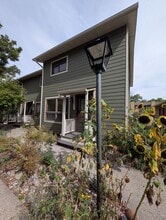Building Photo - 221 Pioneer Dr