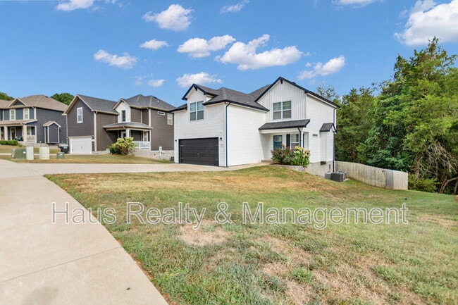 Building Photo - 152 Bonnell Dr