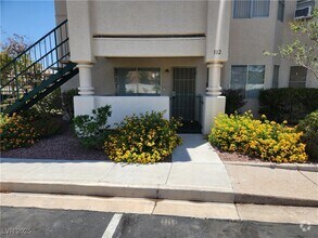 Building Photo - 1412 Oak Rock Dr