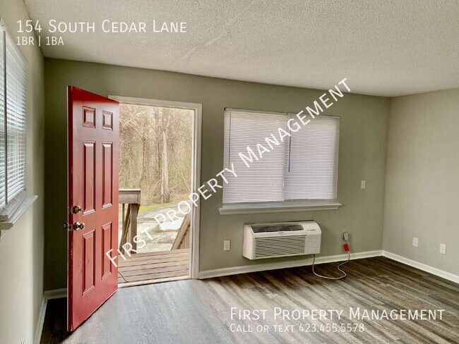 Building Photo - 154 S Cedar Ln
