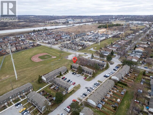 Building Photo - 131 Rockwood Ave