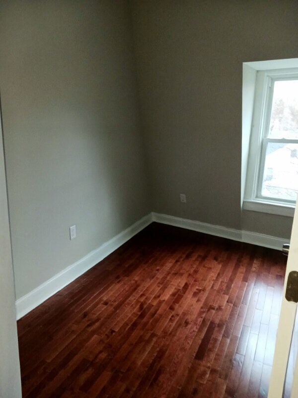 Foto del edificio - 779 S Main St