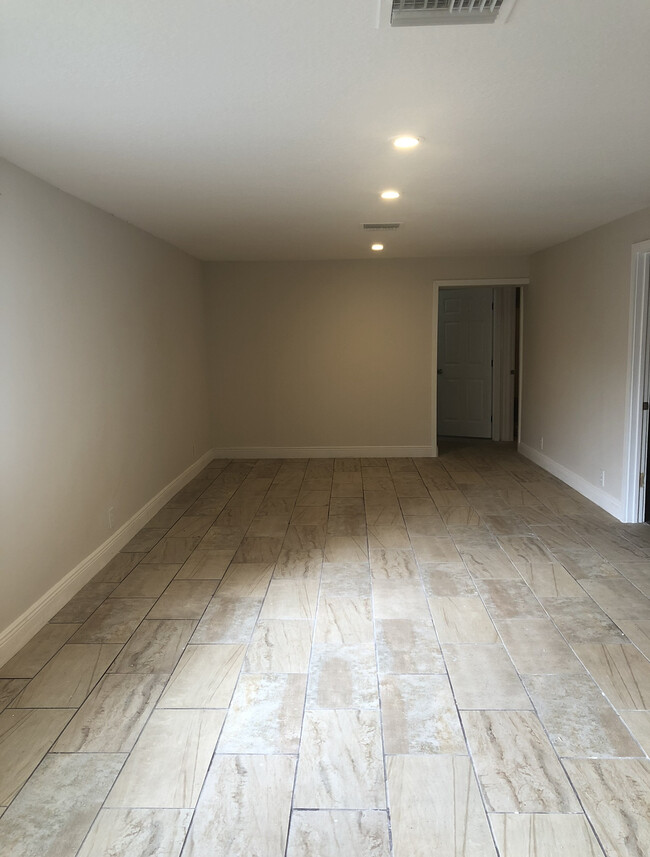 Foto del edificio - 4765 NW 6th Ct