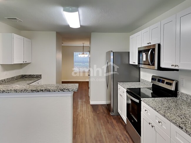 Building Photo - 144 Cenizo Spring