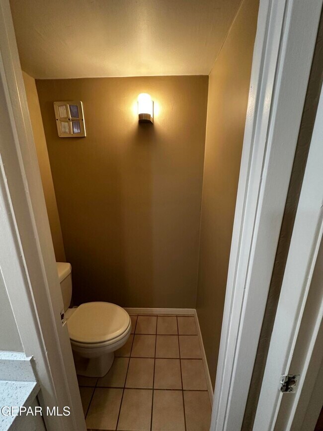 Foto del edificio - 4800 N Stanton St