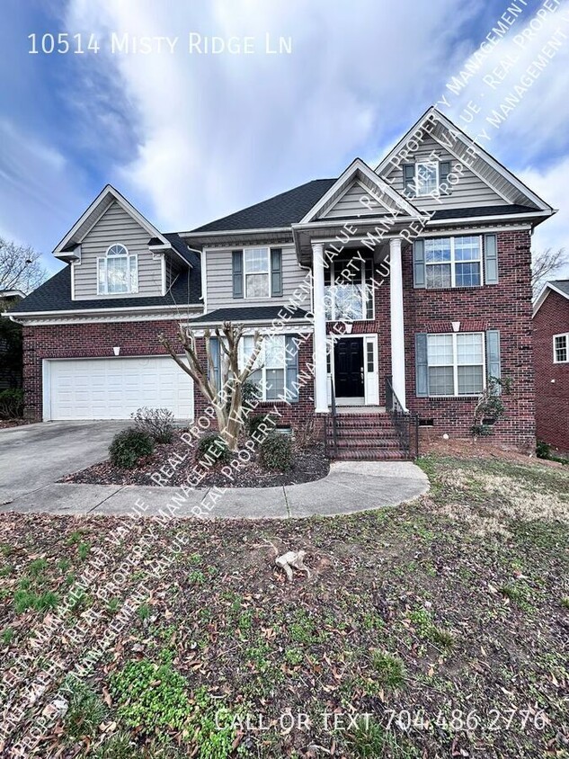 Primary Photo - Stunning 4BR/2.5BA Home in Charlotte!