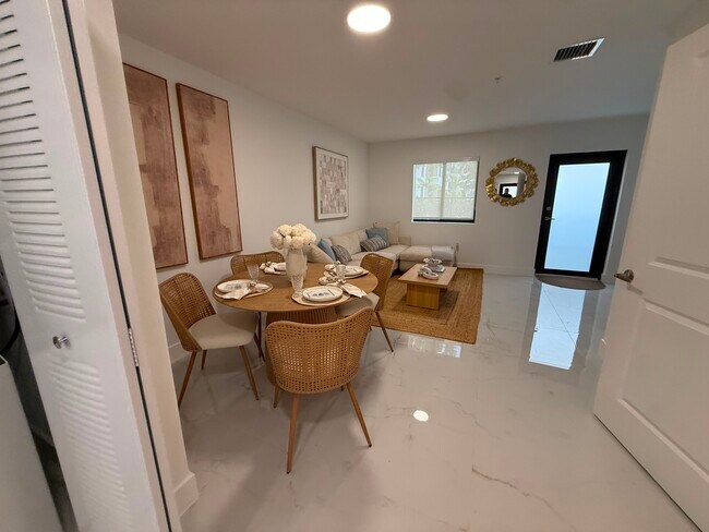 Foto del edificio - 476 W 77th St