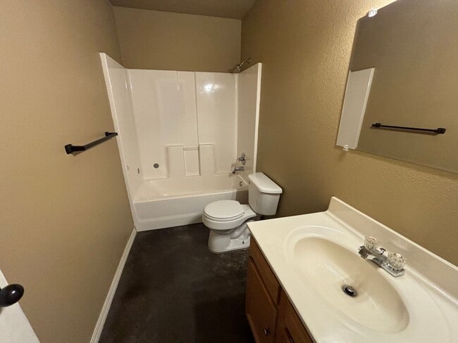 Building Photo - 30 Pirate Loop