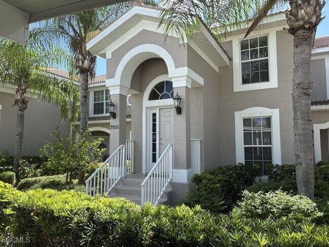Building Photo - 9639 Hemingway Ln