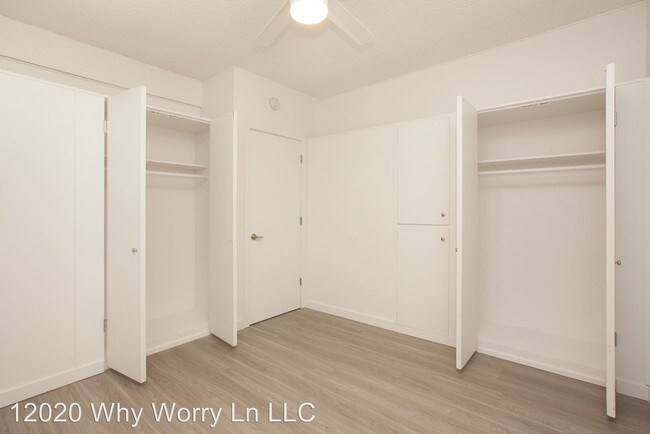 Building Photo - 12020 SW Why Worry Ln