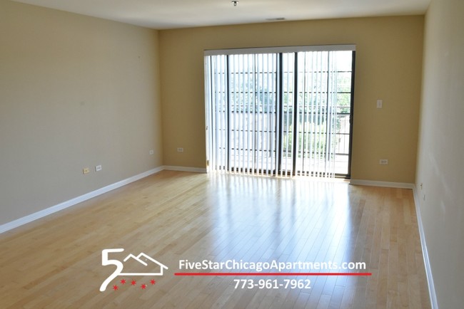 Foto del edificio - 8255 Skokie Blvd