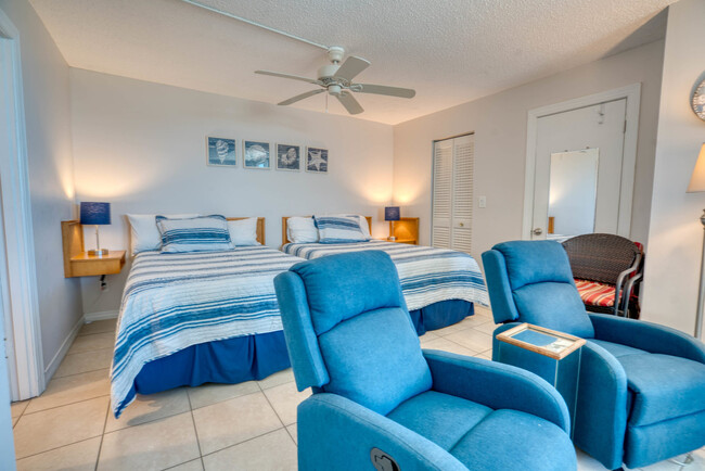 Building Photo - 5600 Bonita Beach Rd SW