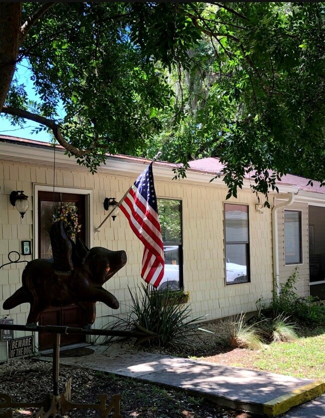 Foto del edificio - 9704 Wadesboro Rd