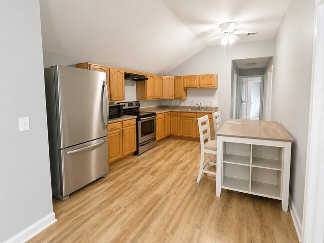 Foto del edificio - 5361 Lake Rd S