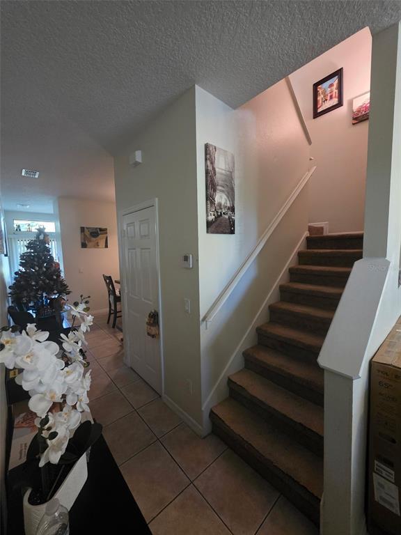 Building Photo - 6013 Scotchwood Glen