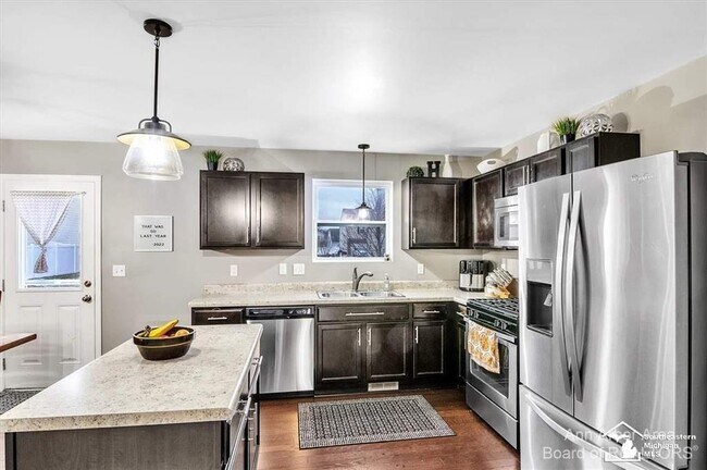Foto del edificio - 8422 Walnut Hill