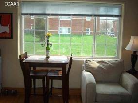 Foto del edificio - 303 Grandview Ct