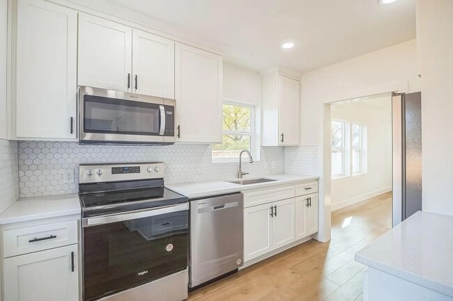 Foto del edificio - 17775 SW Alexander St