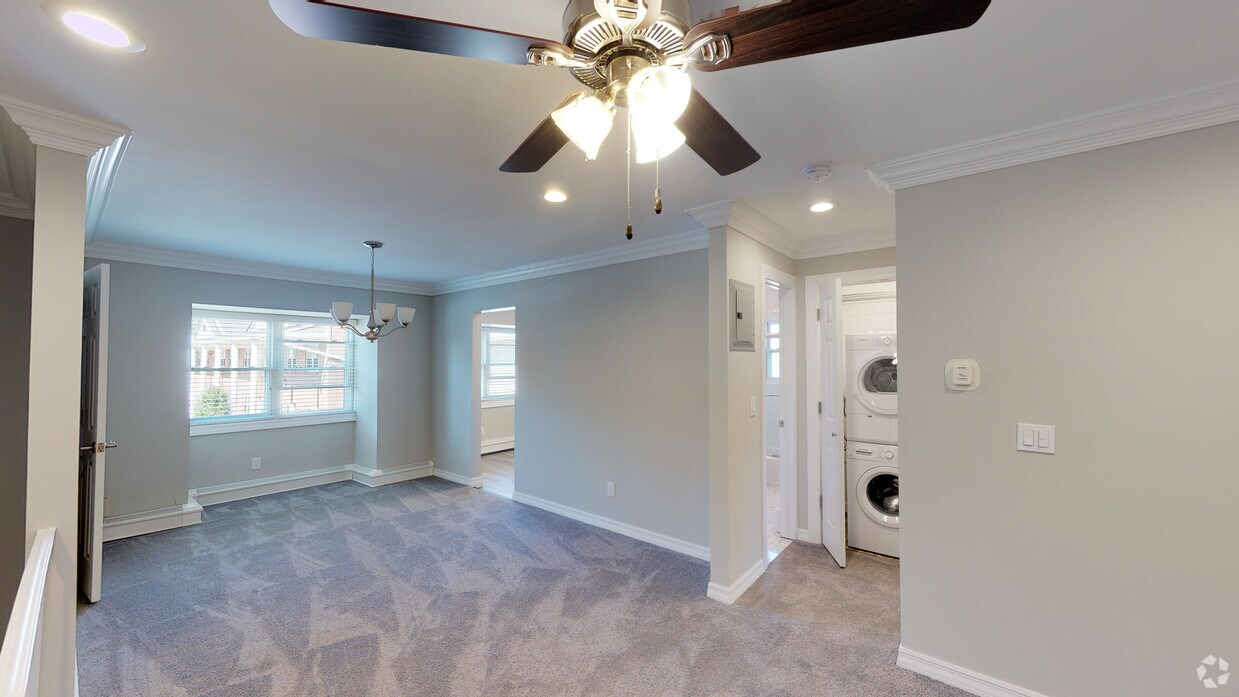 Photo - Fairfield Courtyard at Bayport Apartments