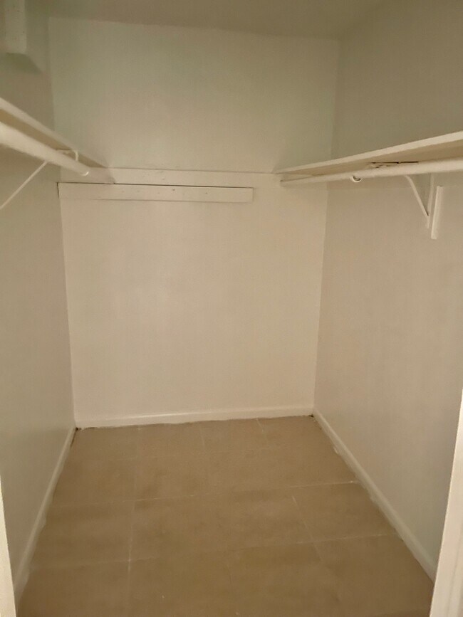 Foto del edificio - 718 SW 7th St