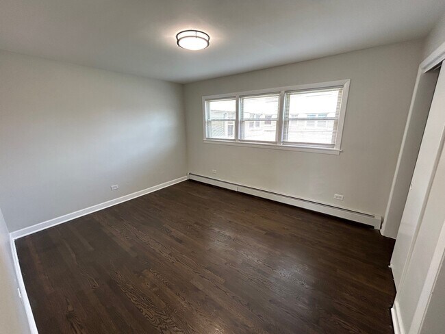 Foto del edificio - 7810 S Escanaba Ave