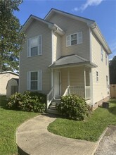 Building Photo - 26 Wallace Rd