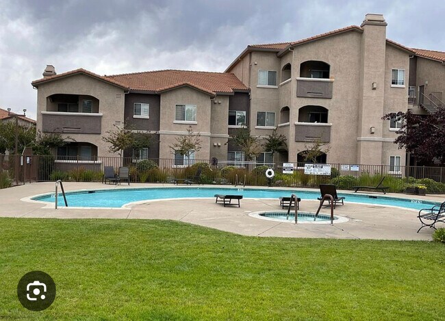 Resident Pool/hot tub area - 10001 Woodcreek Oaks Blvd