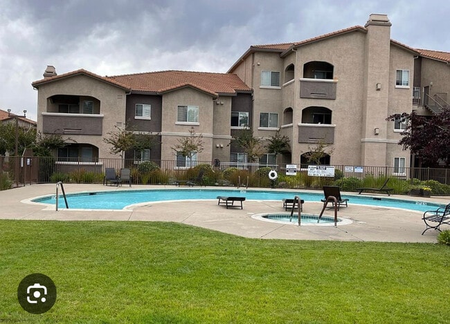 Resident Pool/hot tub area - 10001 Woodcreek Oaks Blvd