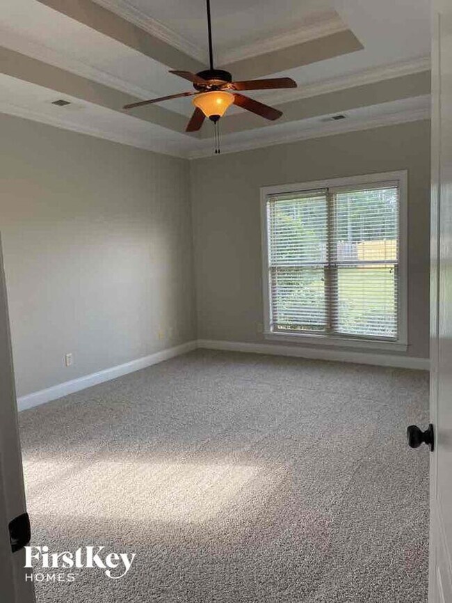 Building Photo - 2029 Timberline Dr