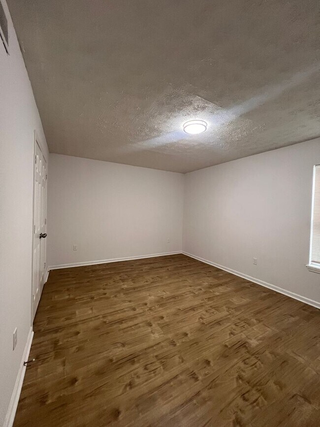 Foto del edificio - 1723 W Kentucky St