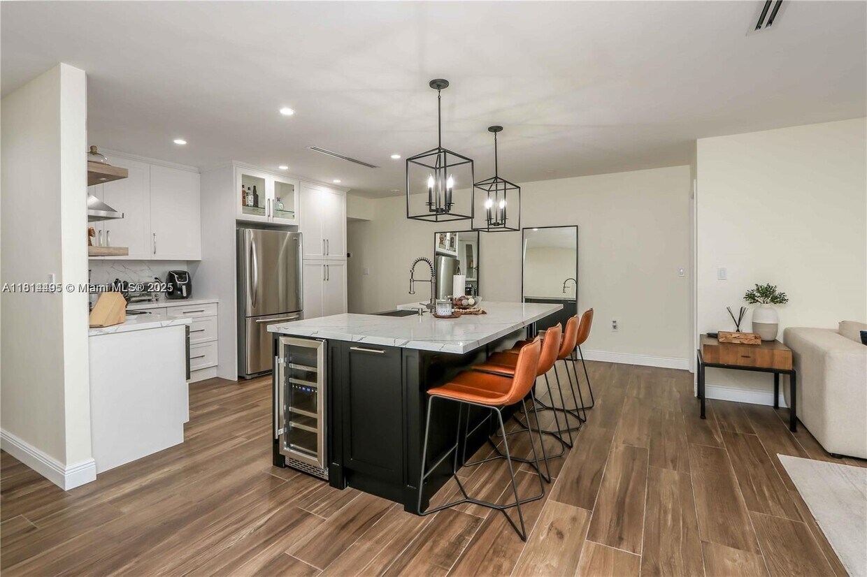 Primary Photo - 16509 Fox Den Ct