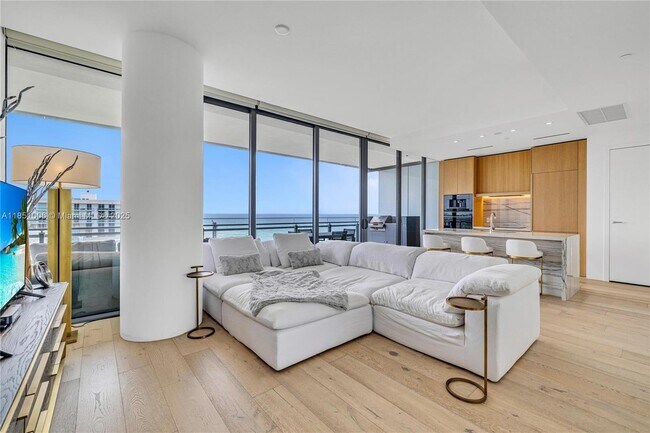 Building Photo - 8701 Collins Ave