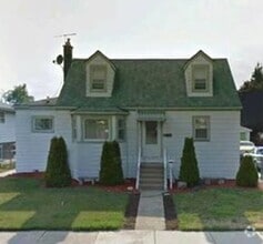 Building Photo - 14416 Cleveland Ave