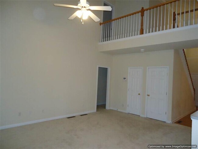 Building Photo - 3431 Lantern View Ln