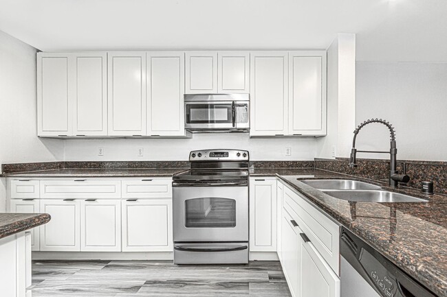 Interior Photo - Everett Cove