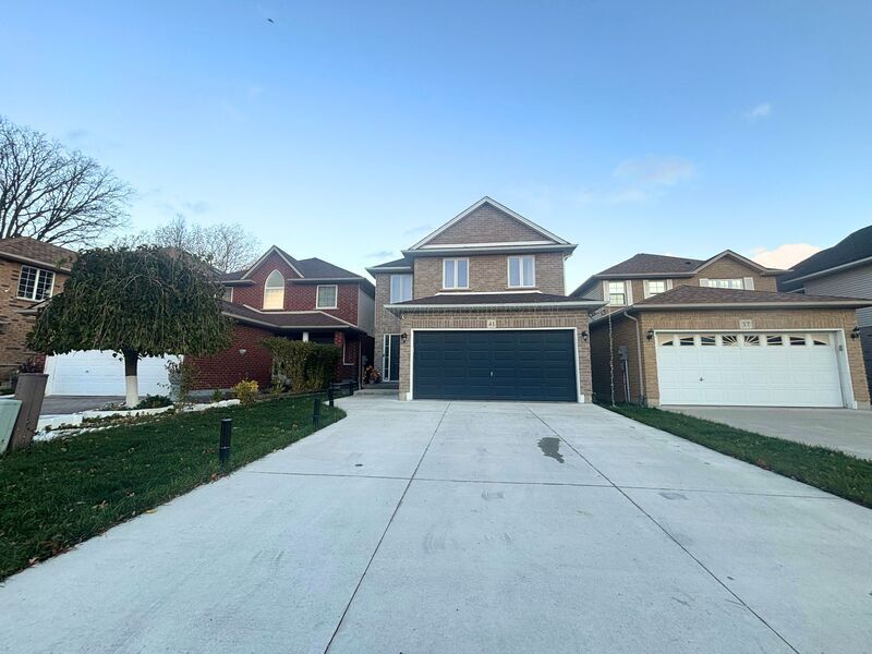 Photo principale - 41 Pineridge Dr