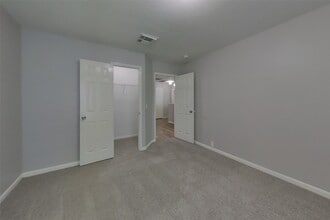 Building Photo - 2744 Woodspring Forest Dr