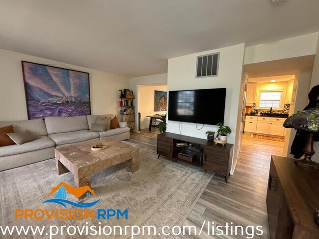 Foto del edificio - 7984 Foxchase Ln
