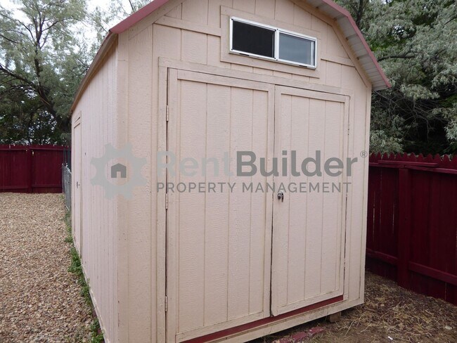 Foto del edificio - ***NEW YEAR SPECIAL: LOWER PRICE!!