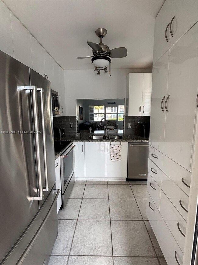 Foto del edificio - 1481 S Ocean Blvd