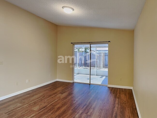 Foto del edificio - 1736 Terra Cota Ct