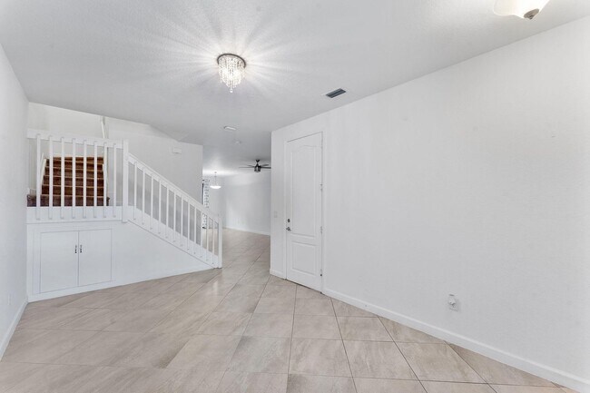 Foto del edificio - 12756 Anthorne Ln