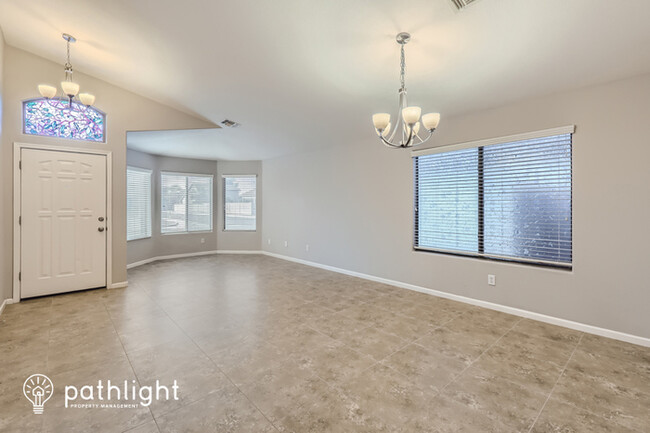 Foto del edificio - 12332 W Rancho Drive, Litchfield Park, AZ,...