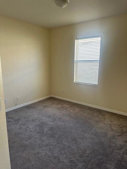 Foto del edificio - 9404 Portside Dr