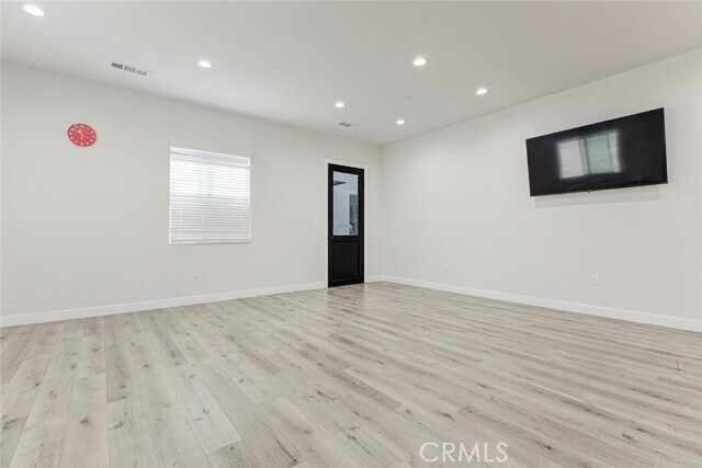 Foto del edificio - 6829 Bellaire Ave