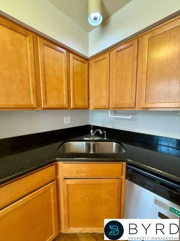 Foto del edificio - 117 N 25th St