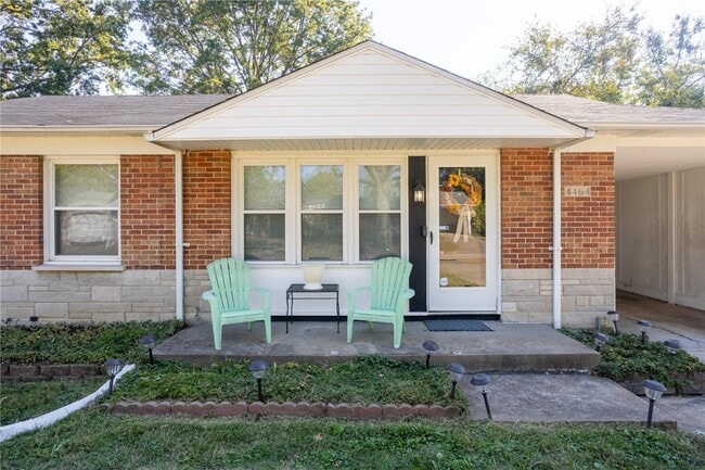 Building Photo - 4464 Mohegan Dr