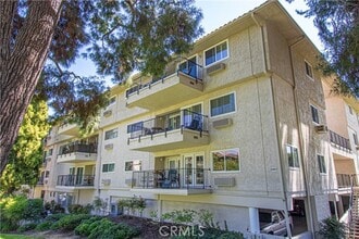 Building Photo - 2391 Via Mariposa W