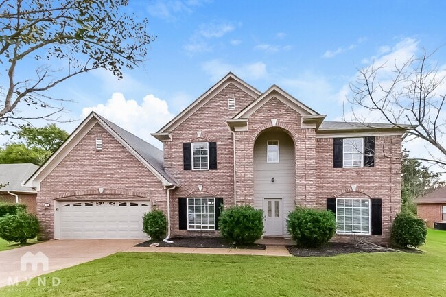 Building Photo - 4050 Sidlehill Dr